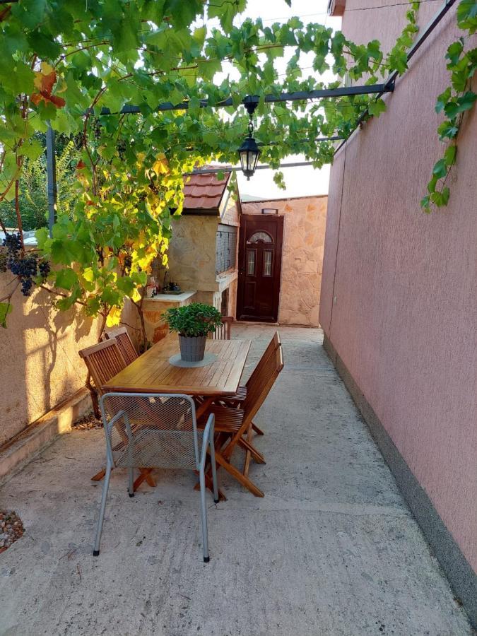Green Oasis Котор Экстерьер фото